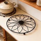 Round Decorative Metal Heat-Resistant Trivet