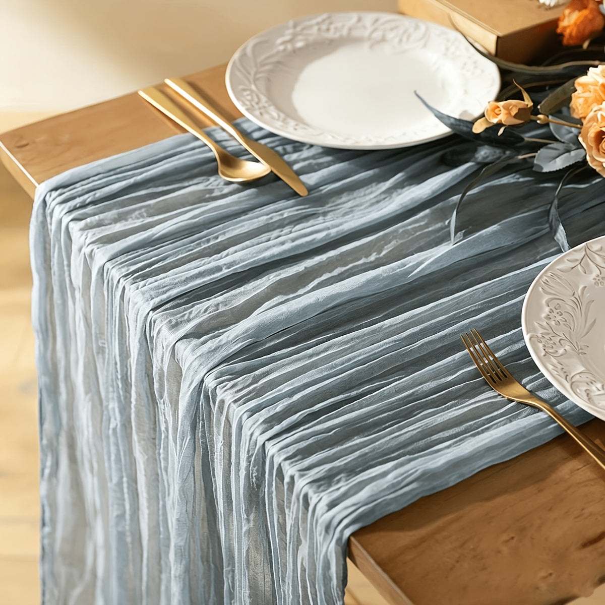 Crinkled Polyester Gauze Table Runner