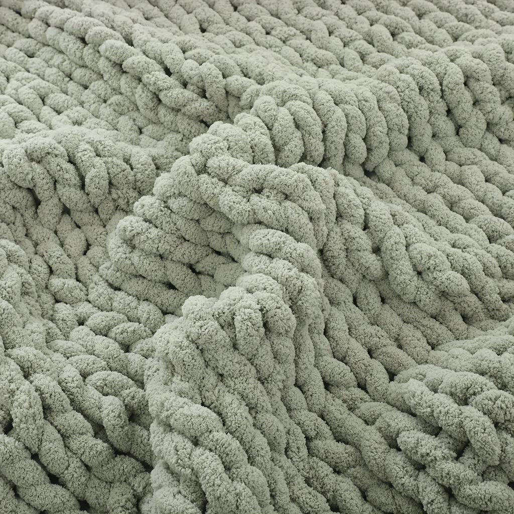 Chunky Knit Chenille Throw – 100% Polyester