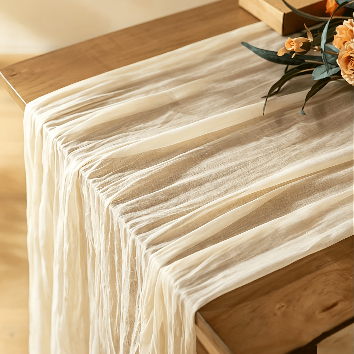 Crinkled Polyester Gauze Table Runner